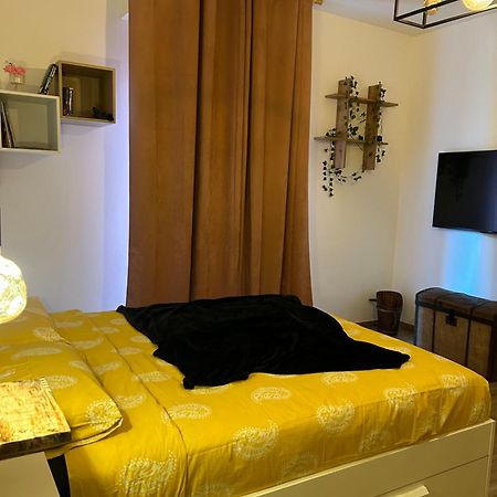 Il Tortellino Vagante - Elegant Apartment Modena Dış mekan fotoğraf